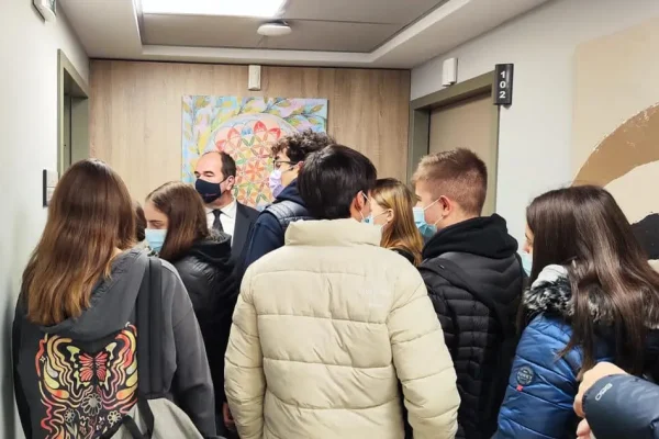 Εκπαιδευτική επίσκεψη μαθητών της Β’ Λυκείου της Λεοντείου Σχολής στο Therapis General Hospital